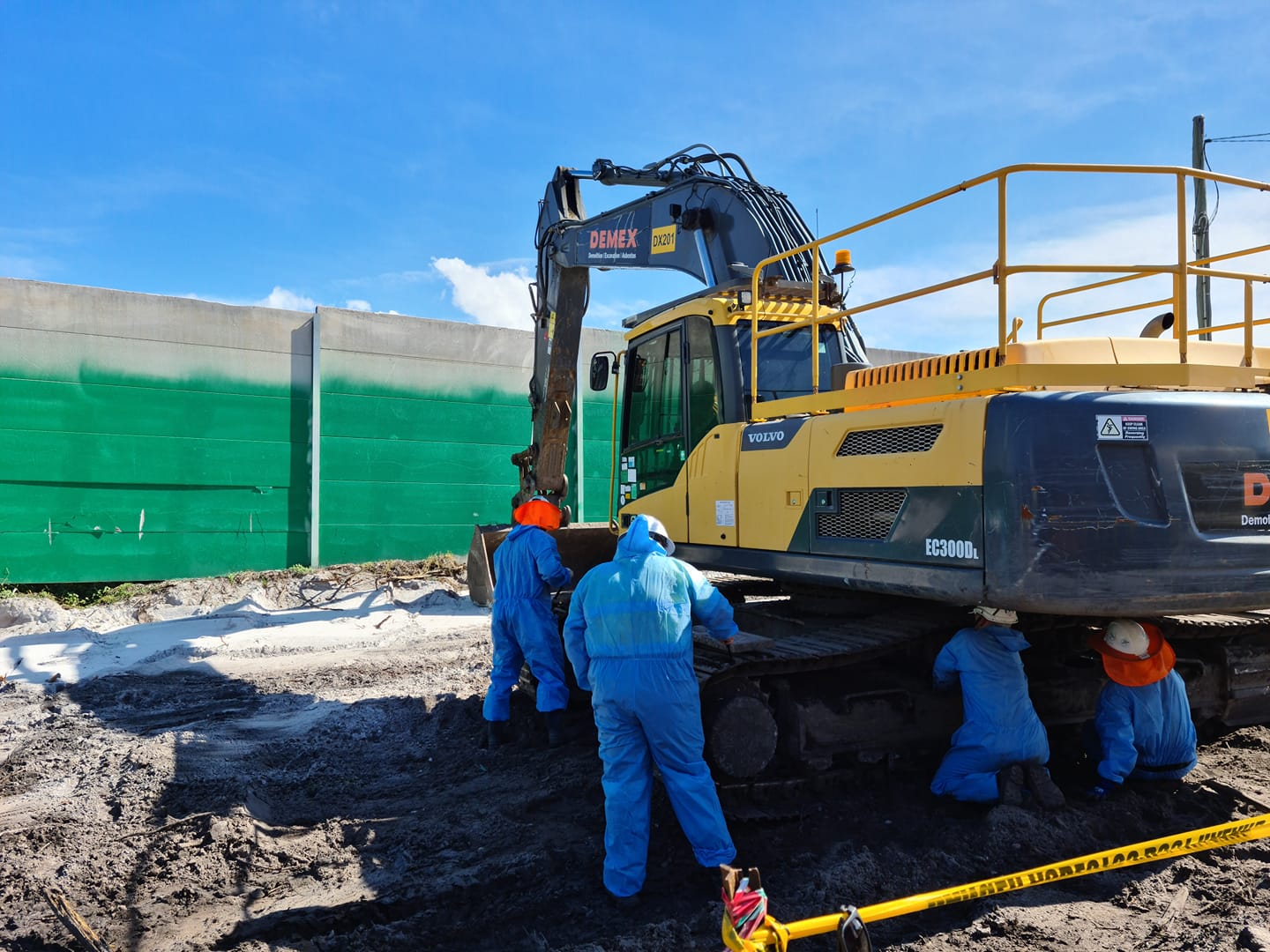 Asbestos Contaminated Soil Site Remediation Demolition